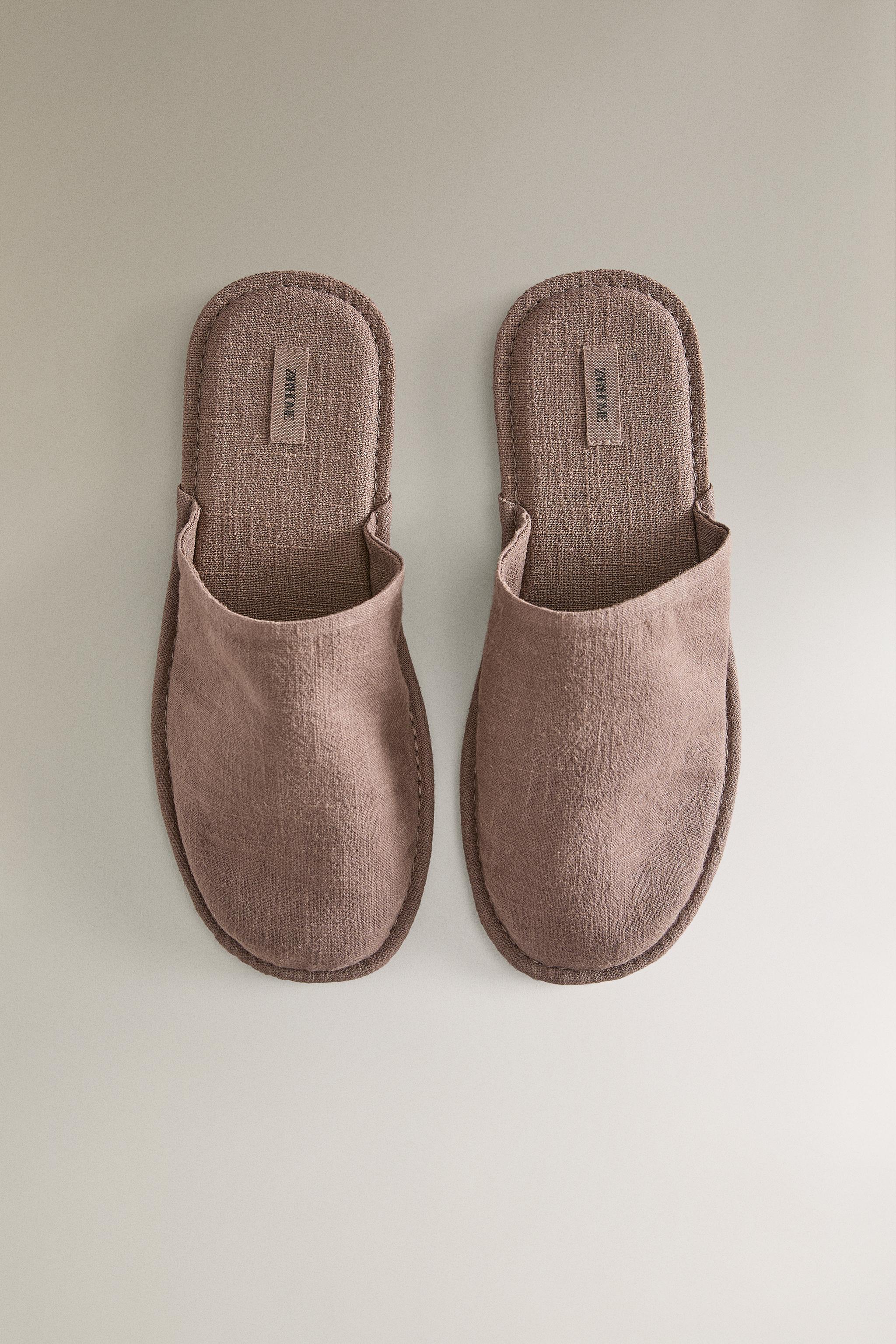 CHAUSSONS OUVERTS À L’ARRIÈRE RAMIE